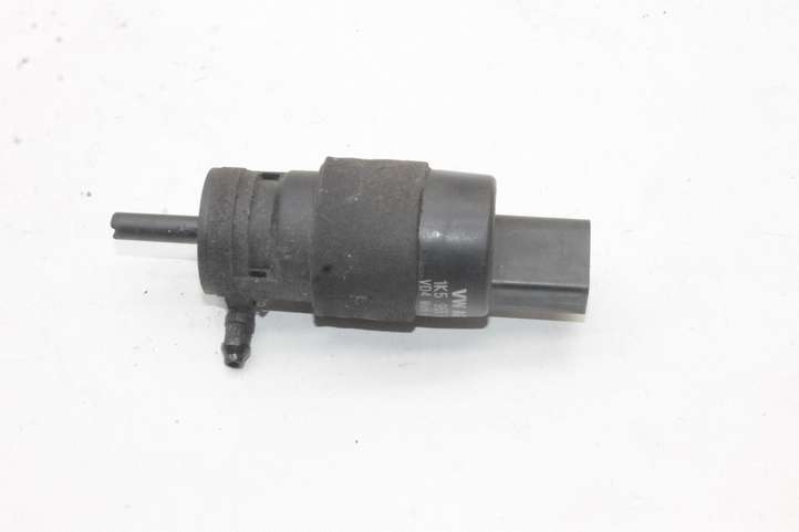 Audi A8 (2010 - 2014)  1K5955651 Насос оконной жидкости (стекол)