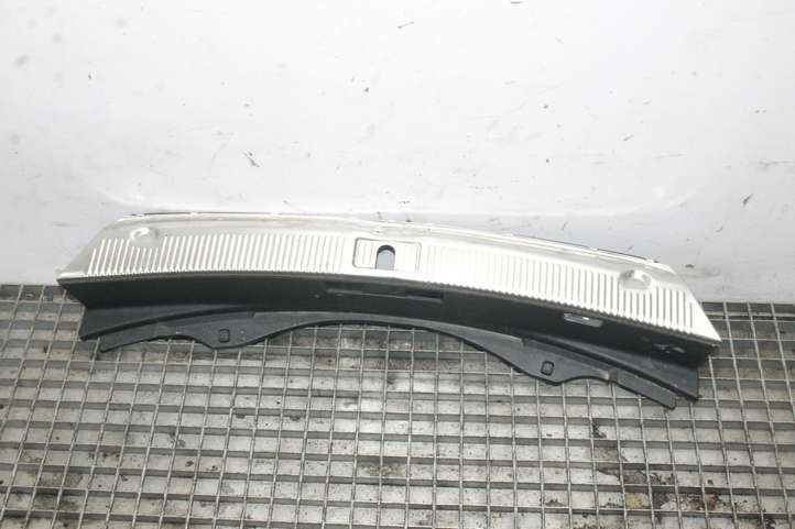 Audi A8 (2010 - 2014)  4H0863471 Отделка порога багажника