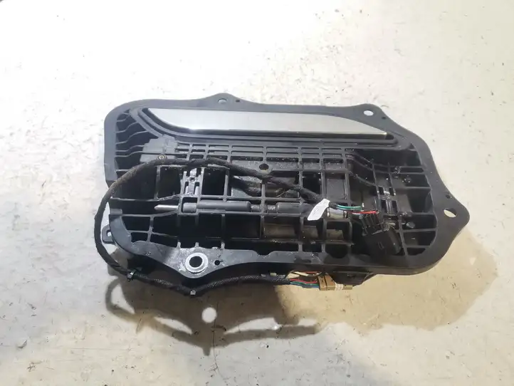 Tesla Model S (2012 - 2016) 1007729 Наружная ручка двери — фото 1