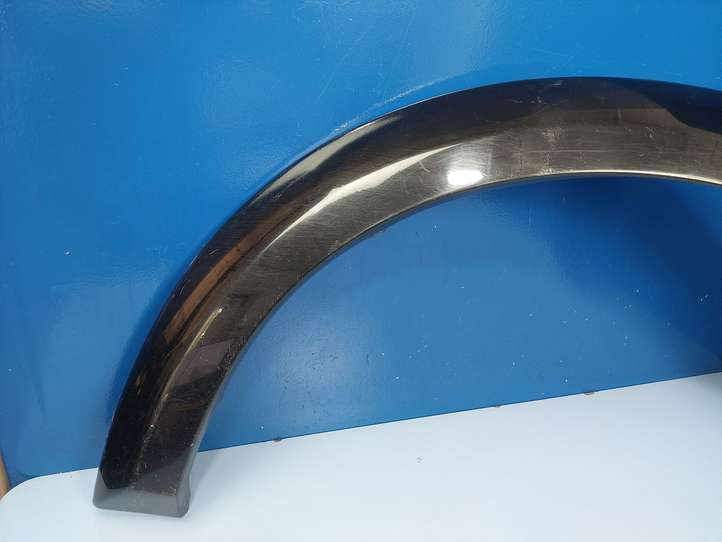 Land Rover Discovery (2004 - 2009)  DFJ000022 Защитная накладка арки