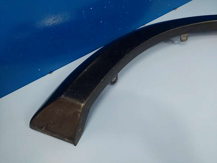 Land Rover Discovery (2004 - 2009)  DFJ000022 Защитная накладка арки