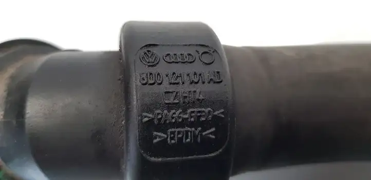 Volkswagen PASSAT B5.5 (2001 - 2005) 8D0121101AD Шланги системы охлаждения — фото 3