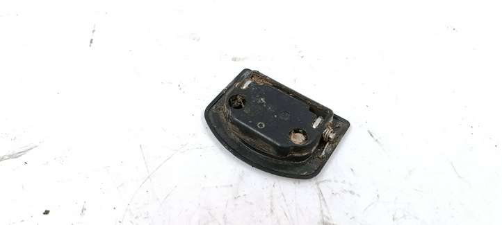 Audi A4 (2000 - 2006)  8D0864203 Держатель