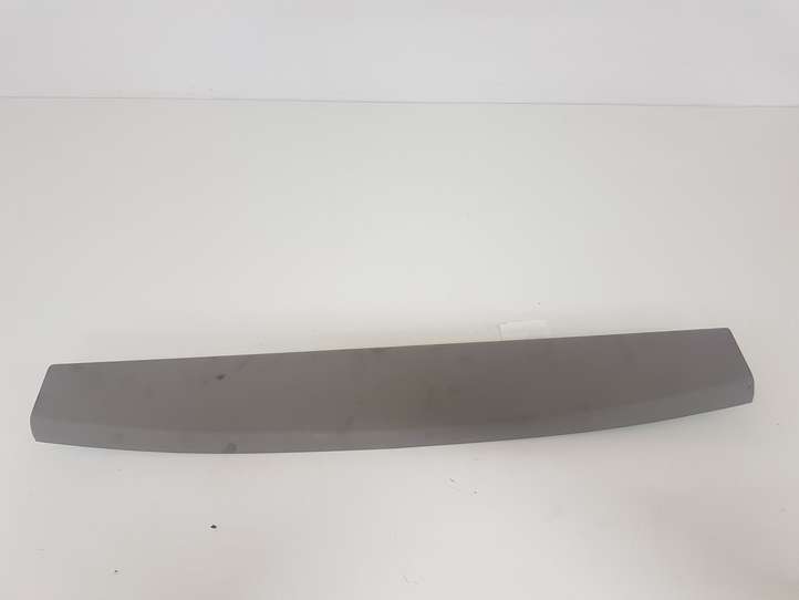 BMW 3 F30 F35 F31 (2012 - 2018)  51497263139 Обшивка крышки багажника