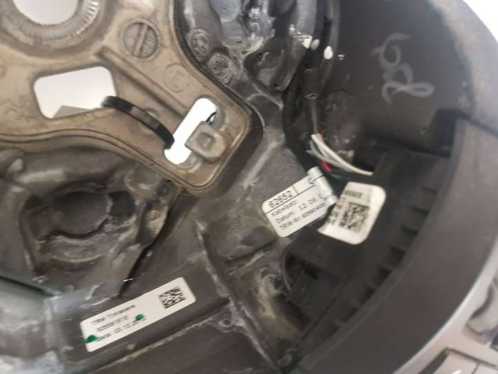BMW 3 F30 F35 F31 (2012 - 2018)  3375PL71 Руль