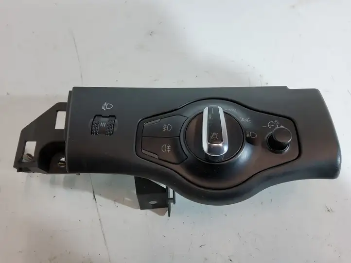 Audi A4 S4 B8 8K (2007 - 2011) 8K0941531G Включатель фонарей — фото 1