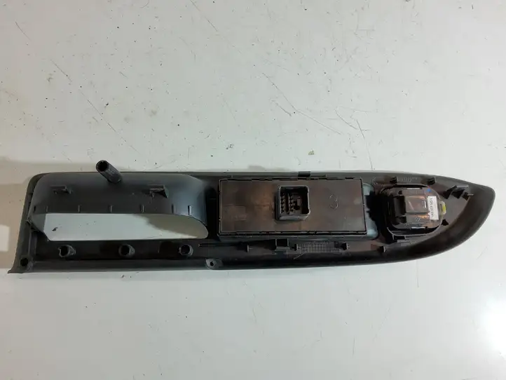 Volkswagen Golf Plus (2008 - 2014) 1K0959565L Кнопка стеклоподъемников — фото 2