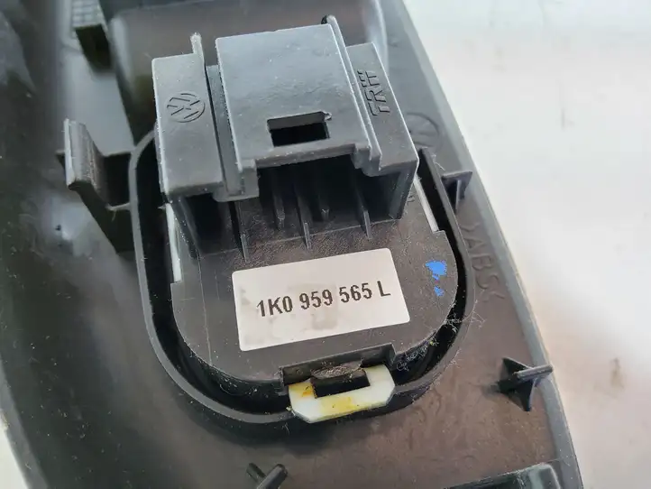 Volkswagen Golf Plus (2008 - 2014) 1K0959565L Кнопка стеклоподъемников — фото 3