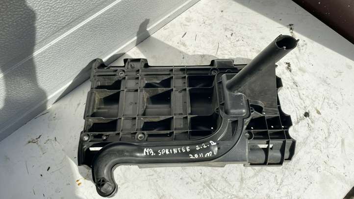 Mercedes-Benz Sprinter W906 (2006 - 2018)  A6511800951 Трубка забора масла с картера