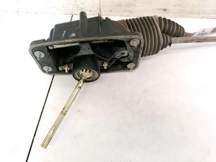 Audi A4 (2000 - 2006)  8E0711025 Механизм переключения передач (кулиса) (в салоне)