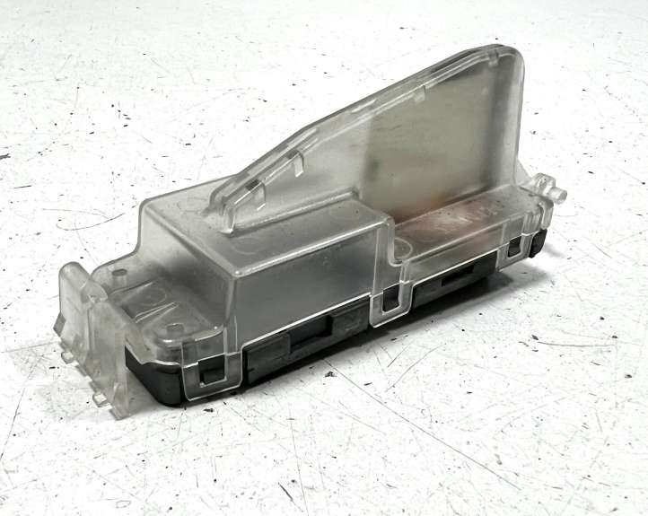 31210327 Volvo XC60 Antena (GPS antena)