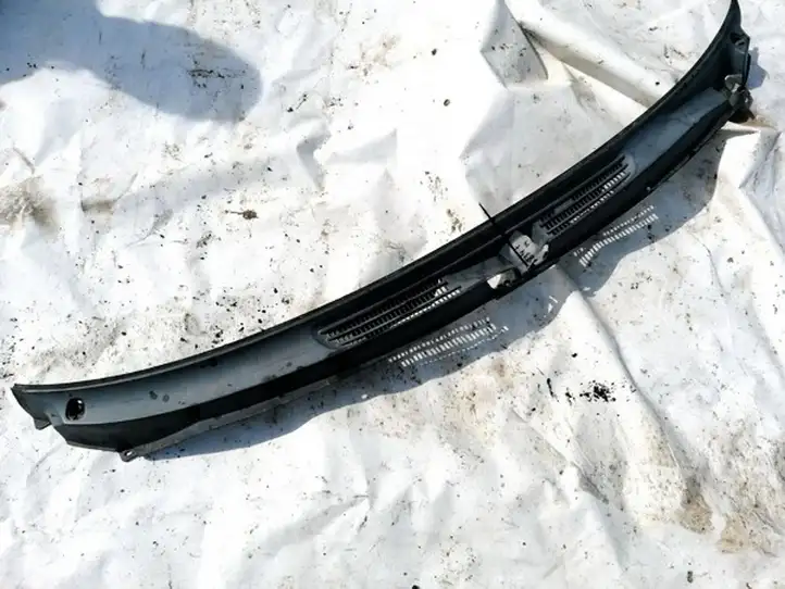 Volvo S40, V40 (2000 - 2004) 30889687 Жабо стеклоочистителей — фото 1