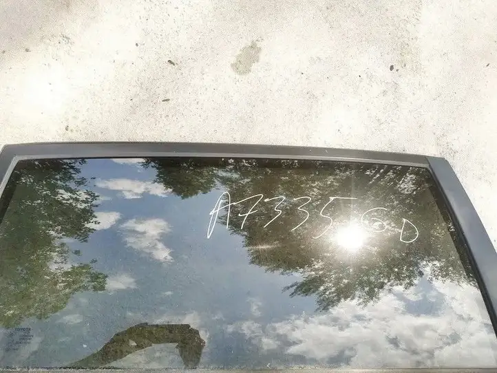 Toyota Corolla Verso AR10 (2004 - 2009) Стекло задней двери — фото 2