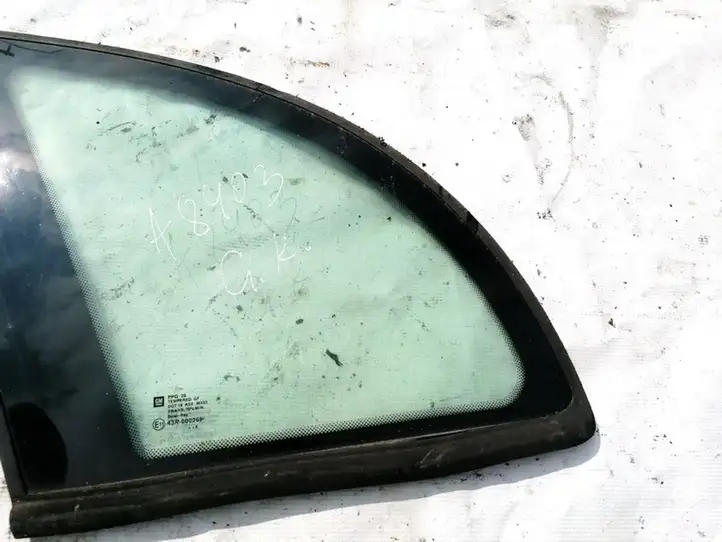 Opel Meriva A (2002 - 2006) Заднее боковое стекло — фото 2