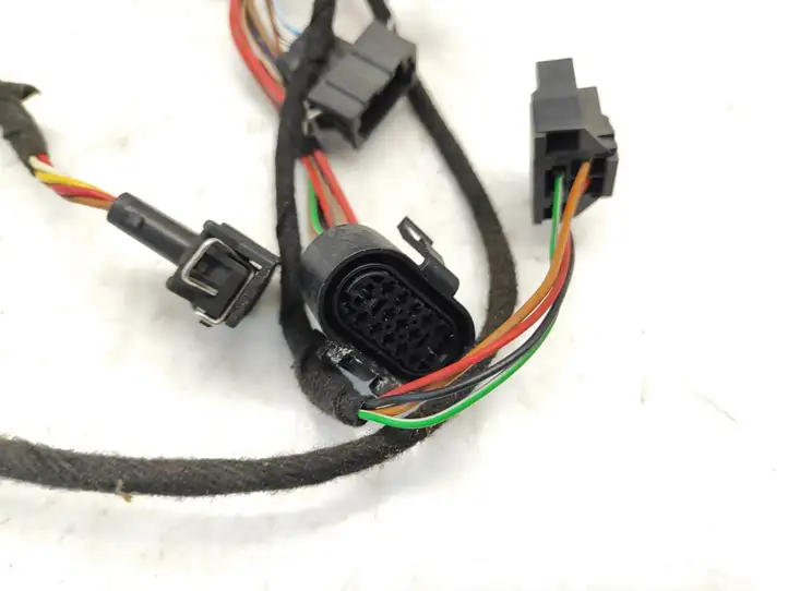 Volkswagen Transporter-Caravelle (1990 - 2003)  7D0971120AJ Проводка передних дверей