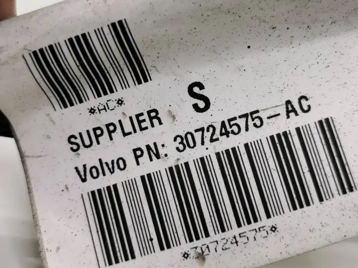 Volvo C30 (2007 - 2010)  30724575 Другой проводник