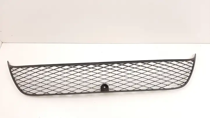 Mitsubishi Outlander (2007 - 2012) Нижняя решетка переднего бампера — фото 1