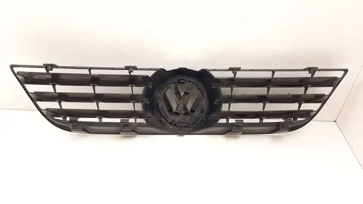 Volkswagen Polo (2005 - 2009) Верхняя решетка радиатора — фото 2