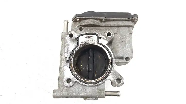 Mazda 5 (2005 - 2010) L3R413640 Дроссельная заслонка — фото 4