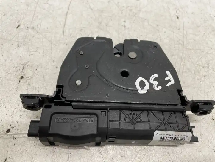 BMW 3 F30 F35 F31 (2012 - 2018) 7224692 Замок крышки багажника — фото 1