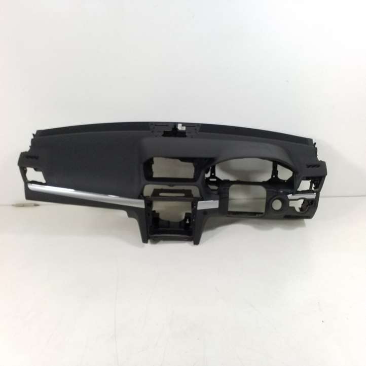 Mercedes-Benz E C207 W207 (2009 - 2017)  A2076800187 Панель