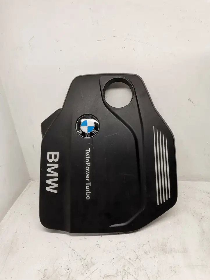 BMW 3 F30 F35 F31 (2012 - 2018) 8514202 Крышка двигателя декоративная — фото 1