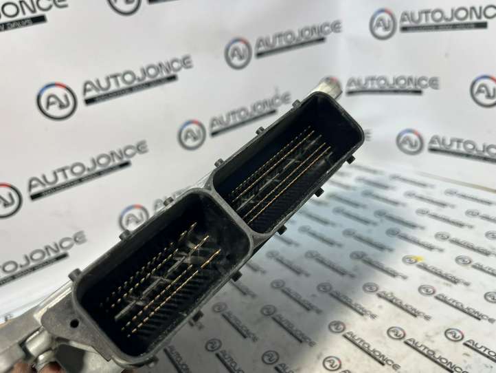 Porsche Cayenne (92A) (2011 - 2017)  7PP915022G Блок управления двигателем ECU