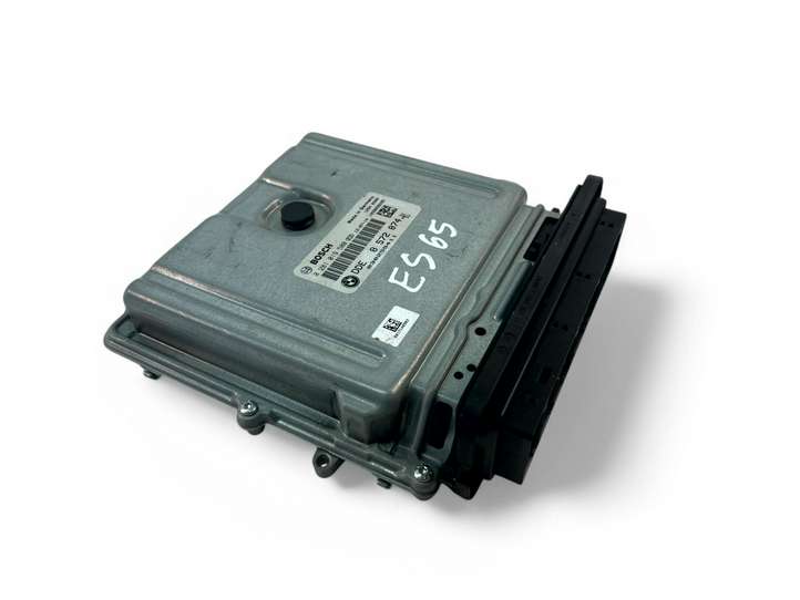 BMW 5 F10 F11 (2009 - 2016)  8572874 Блок управления двигателем ECU