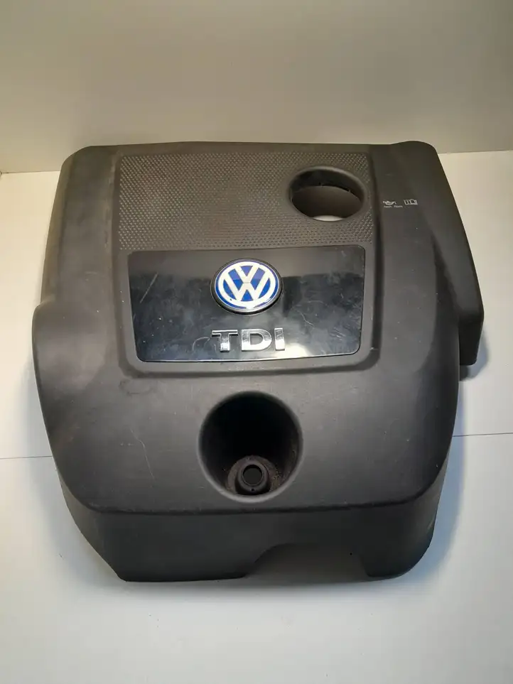 Volkswagen Golf IV (1998 - 2005) 038103925BJ Крышка двигателя декоративная — фото 1