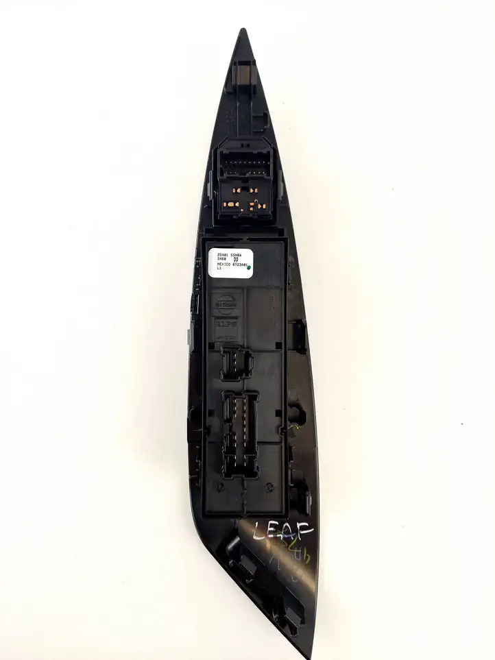 Nissan Leaf I (ZE0) (2010 - 2017) 254015SH0A Блок кнопок стеклоподъемников — фото 3