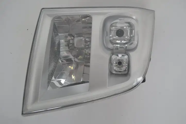 Ford Transit (2006 - 2013) Передняя фара — фото 1