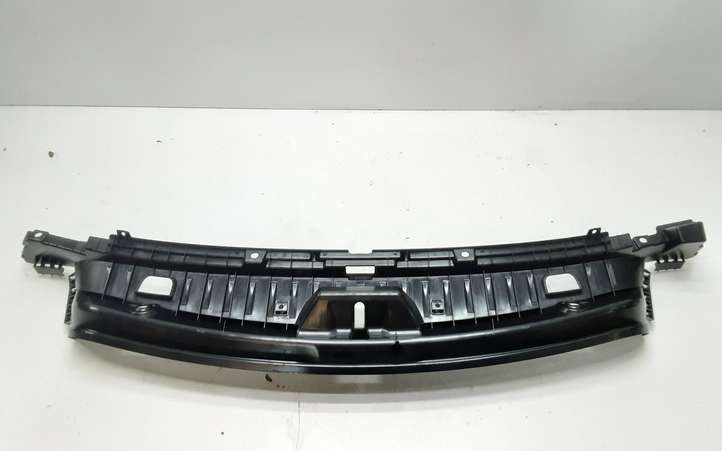 BMW 5 GT F07 (2010 - 2017)  9139171 Отделка порога багажника