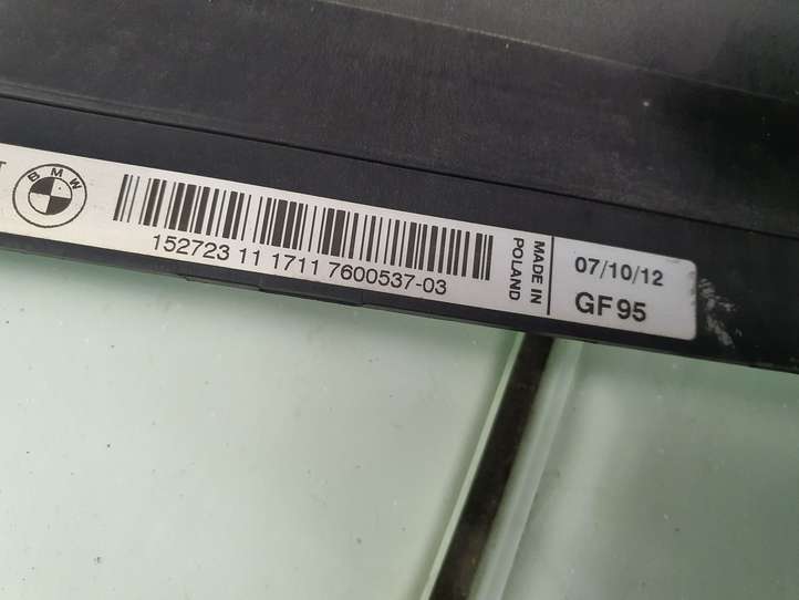 BMW 3 F30 F35 F31 (2012 - 2018)  17117600537 Боковая часть панели радиаторов (телевизора)