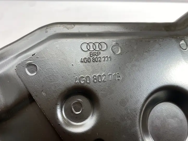 Audi A6 C7 (2011 - 2014) 4G0802771 Кронштейн запасного колеса — фото 2