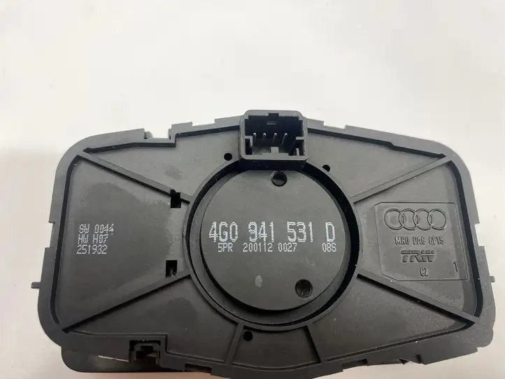 Audi A6 C7 (2011 - 2014) 4G0941531D Включатель фонарей — фото 3