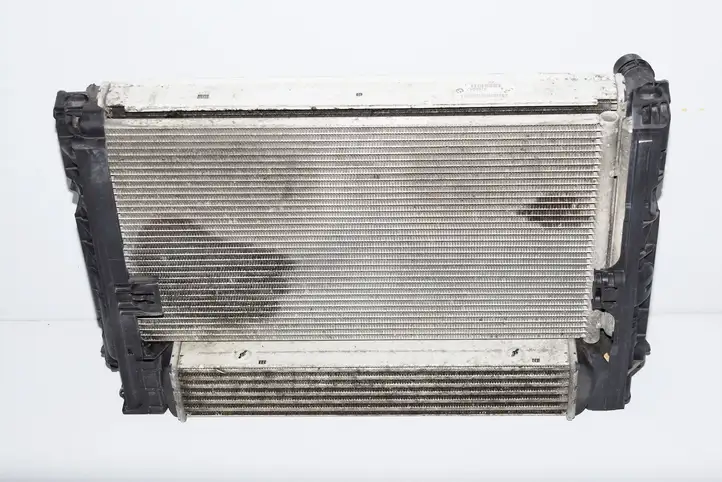 BMW 3 E92 E93 (2005 - 2014) 7800680 Комплект радиаторов охлаждения — фото 1
