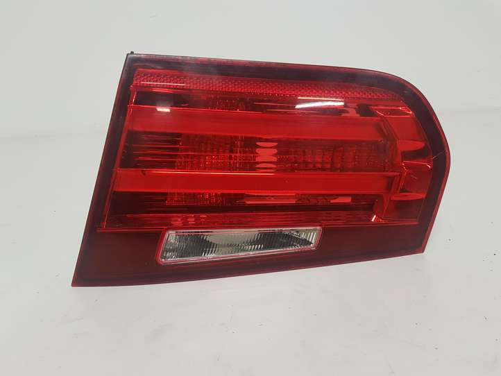 BMW 3 F30 F35 F31 (2012 - 2018)  725991610 Задний фонарь в крышке багажника