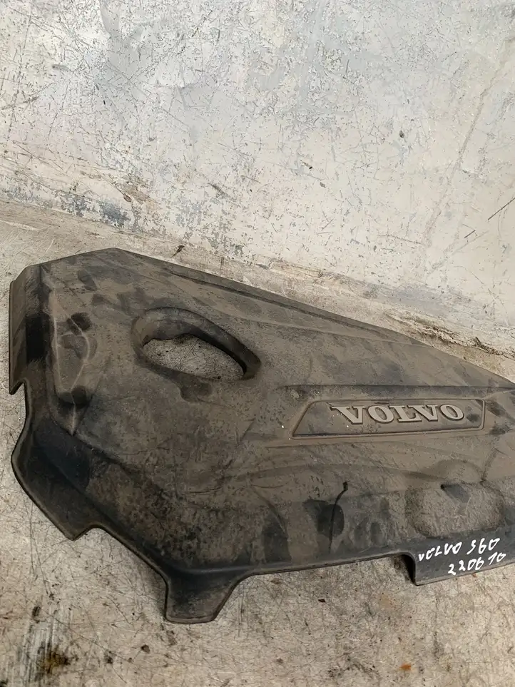 Volvo S60 (2010 - 2013) Крышка двигателя декоративная — фото 1