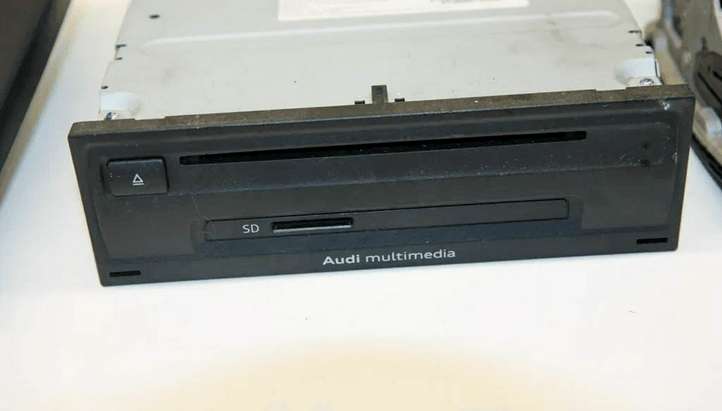 Audi A3/S3 8V (2012 - 2016)  8V0857273M Радио/ проигрыватель CD/DVD / навигация