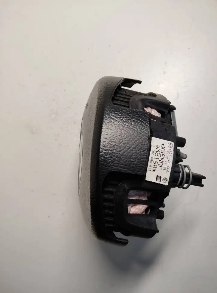 Volkswagen Fox (2005 - 2009) 1T0880201A Подушка безопасности руля — фото 3