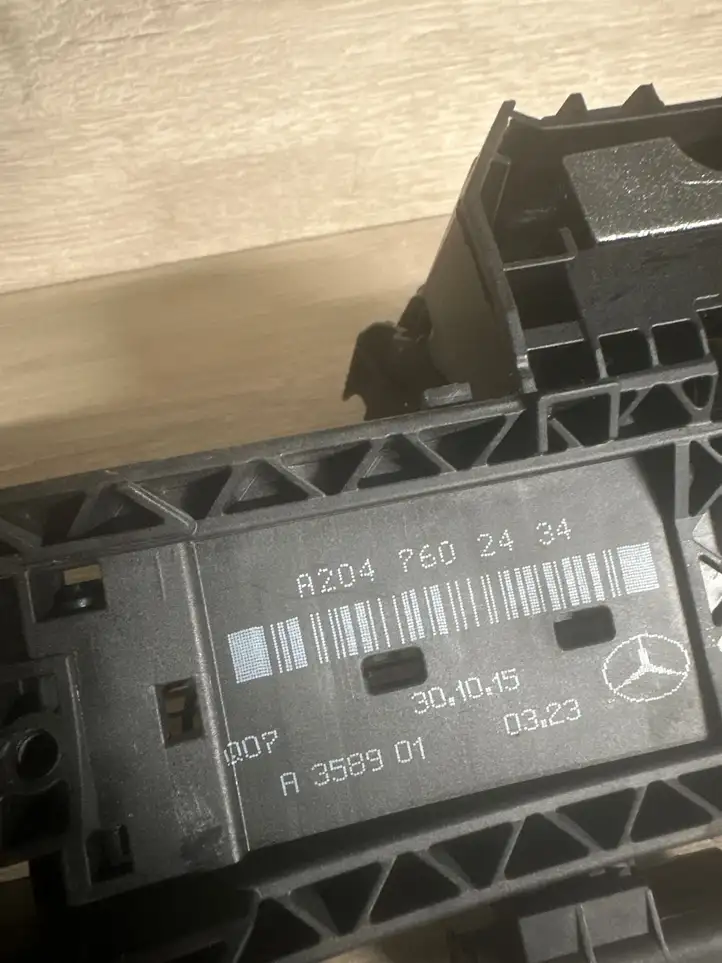 Mercedes-Benz GL X166 (2013 - 2019) A2047602434 Наружная ручка задней двери — фото 2