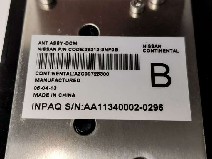 Nissan Leaf I (ZE0) (2010 - 2017)  28212-3NF0B Антенна (антенна GPS)