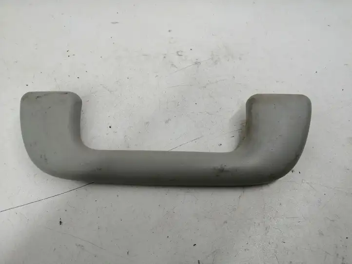 Toyota Yaris (2014 - 2019) 6746838010 Потолочная ручка передняя — фото 4