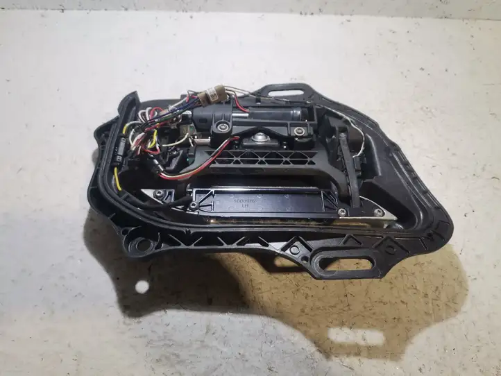 Tesla Model S (2012 - 2016) 103025S0A Наружная ручка двери — фото 2