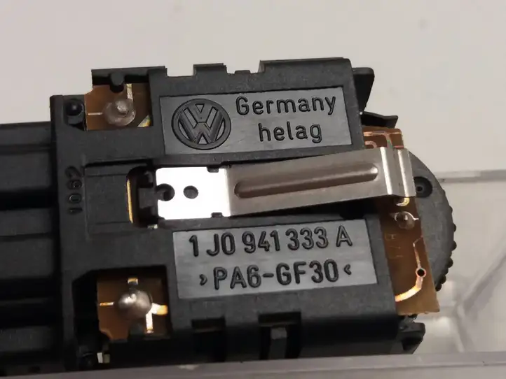 Volkswagen Bora (1998 - 2005) 1J0941333A Включатель регулировки освещения панели — фото 3