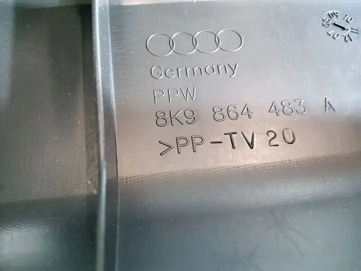 Audi A4 S4 B8 8K (2007 - 2011) 8K9864483A Отделка порога багажника — фото 3