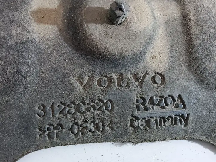 Volvo S60 (2010 - 2013) Защита двигателя — фото 3
