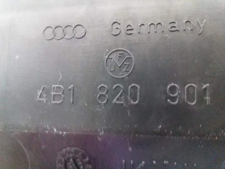 Audi A6 S6 C5 4B (1997 - 2001) 4B1820901 Боковой воздушный дефлектор — фото 3