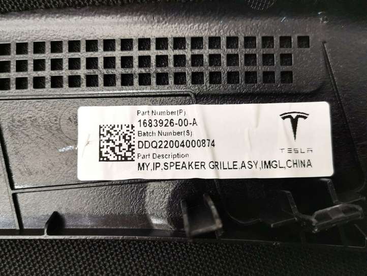 Tesla Model Y (2019 - 2024)  1683926-00-A Отделка внутренней панели