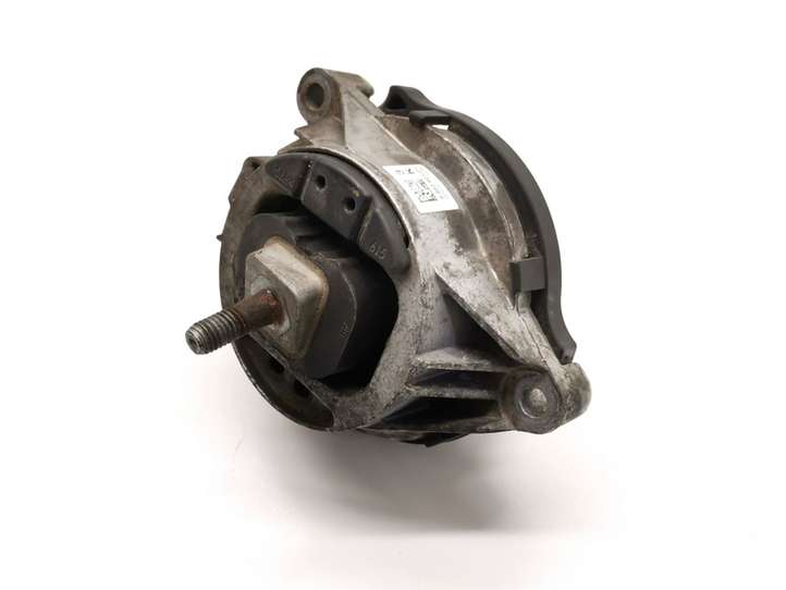 BMW 3 F30 F35 F31 (2012 - 2018)  6863821 Подушка двигателя
